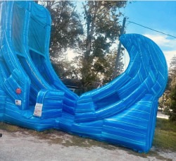 IMG 0400 1750108146 21 ft Typhoon Waterslide